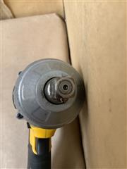 DEWALT DCF889 20V MAX 1/2